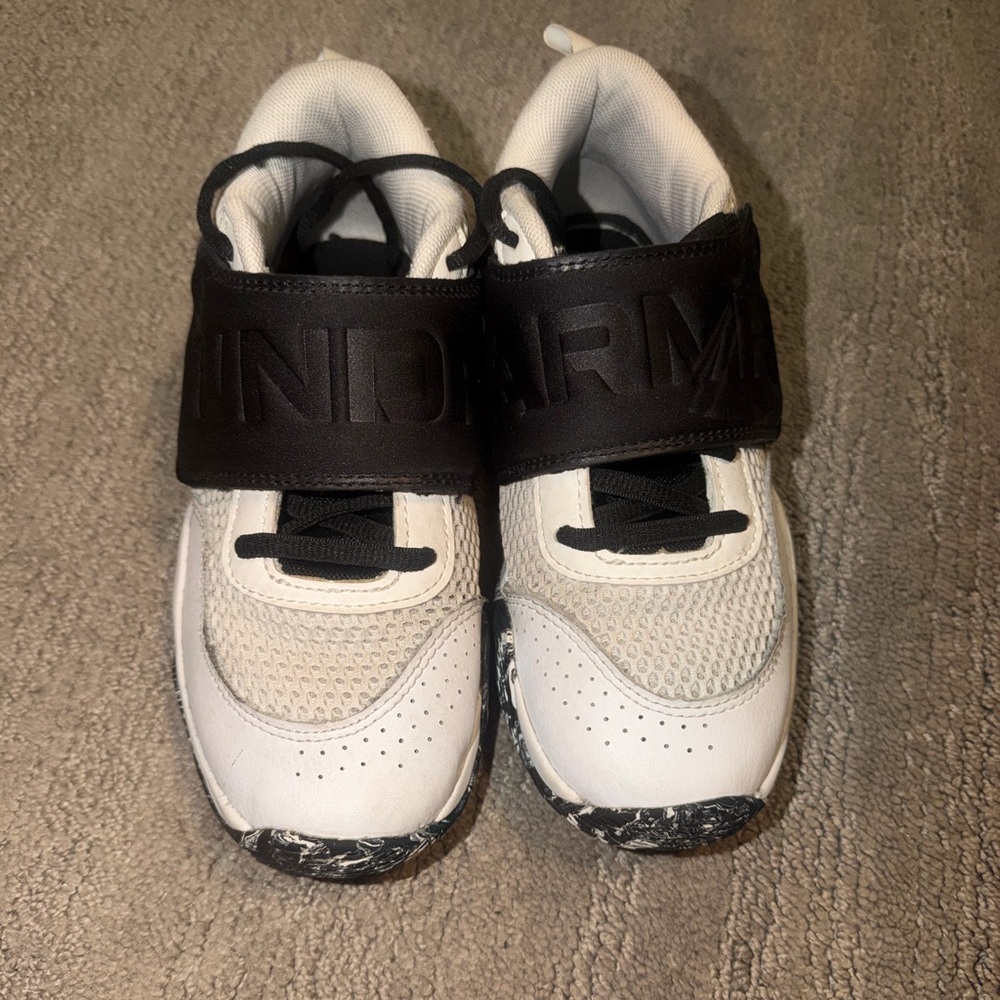 Under Arbour Zone BB 2 Little Kids' Basketball Shoes Color: White White Black